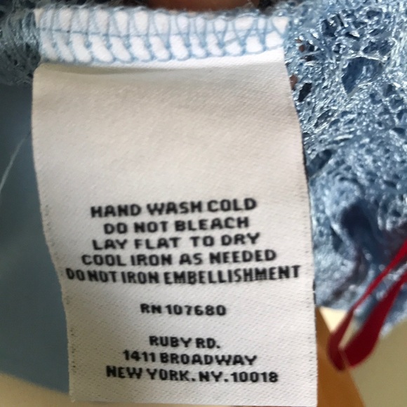 Ruby Rd. Petite blue top - Picture 7 of 8